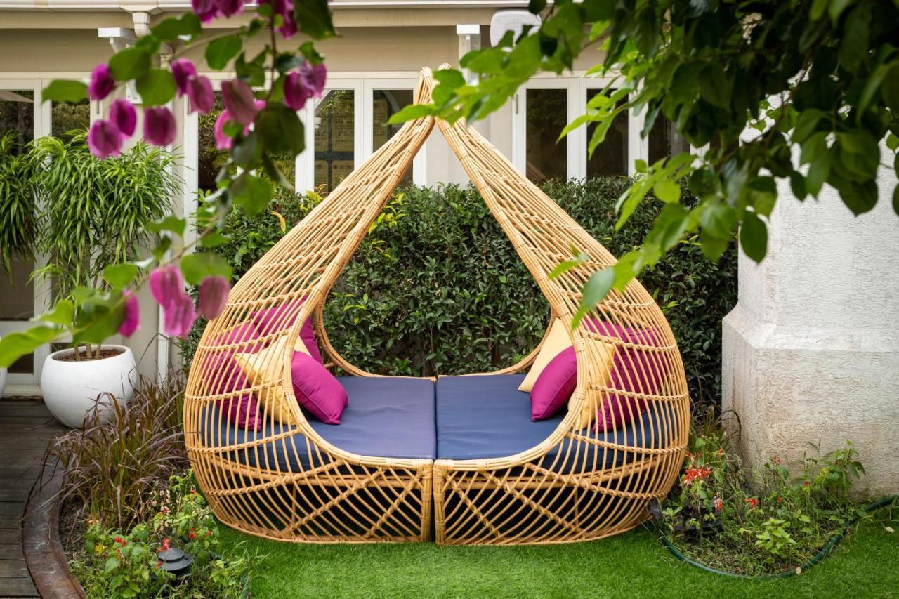ホアリェン ファーグローリー ホテル Yanliau エクステリア 写真 A hanging daybed