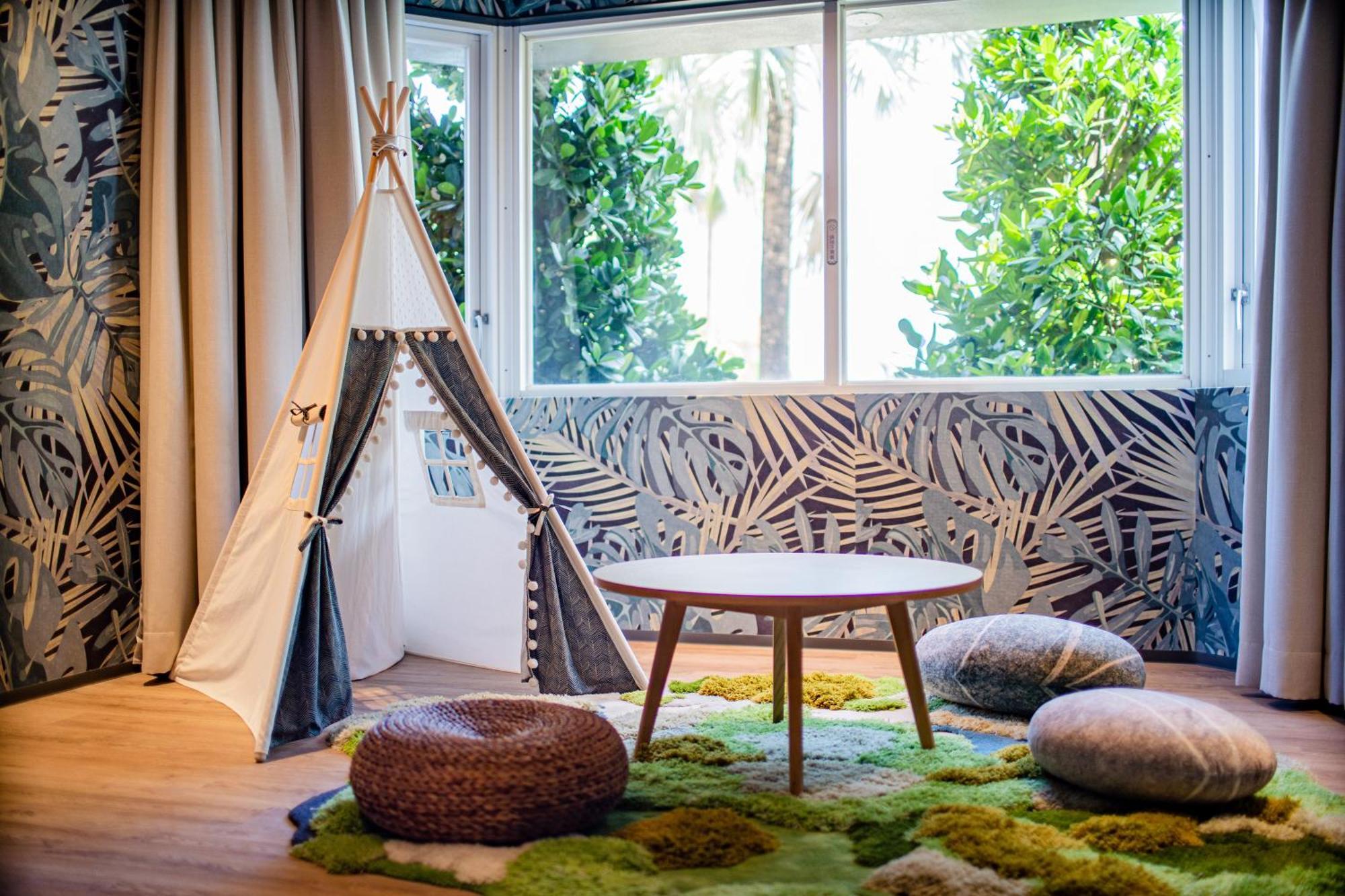 ホアリェン ファーグローリー ホテル Yanliau エクステリア 写真 A teepee in a living room